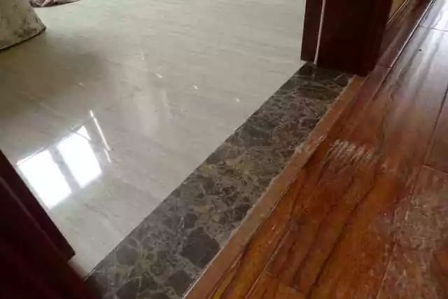 木地板和瓷砖怎么衔接最美观,木地板与客厅地砖如何衔接