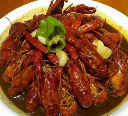 第一批吃小龙虾视频,第一个吃小龙虾的人