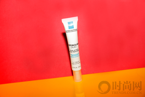 听这几位告诉你痘痘肌怎么办。