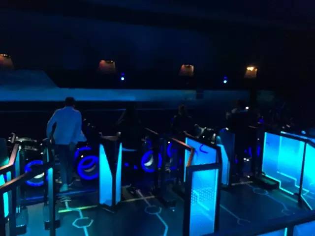 上海迪士尼乐园全攻略,上海迪士尼乐园一天游玩全攻略