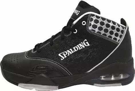 一双篮球鞋怎么拍好看,一双篮球鞋的寿命