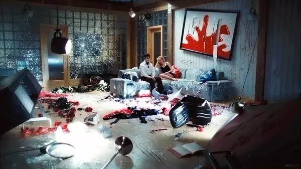 视觉盛宴体验爱丽丝梦游仙境,爱丽丝梦游仙境一个美丽的画面