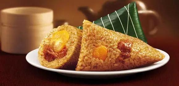 没有套路,很真诚,苏宁球员看望小朋友,阿兰划龙舟