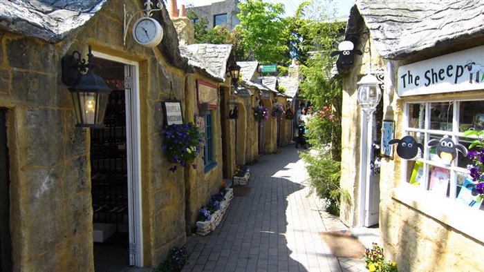 魔女宅急便里的面包店是琪琪的吗,魔女宅急便里的琪琪