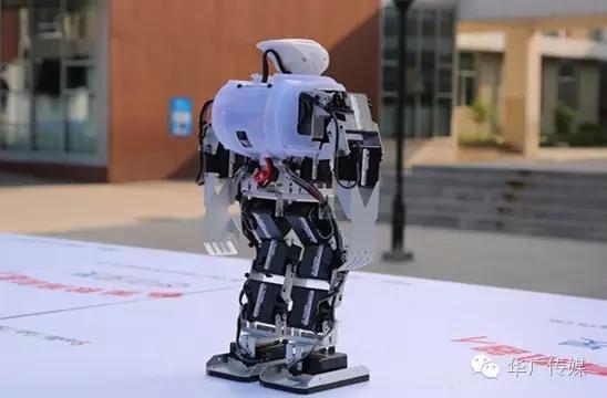 善美教育机器人展演之“我的蓝色科技梦”作品展