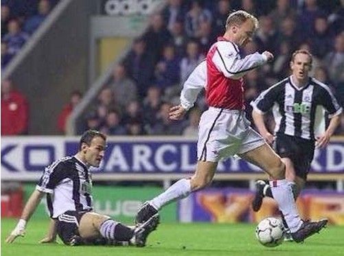 盘点足坛十大经典进球,盘点足坛十大经典进球视频怎么做