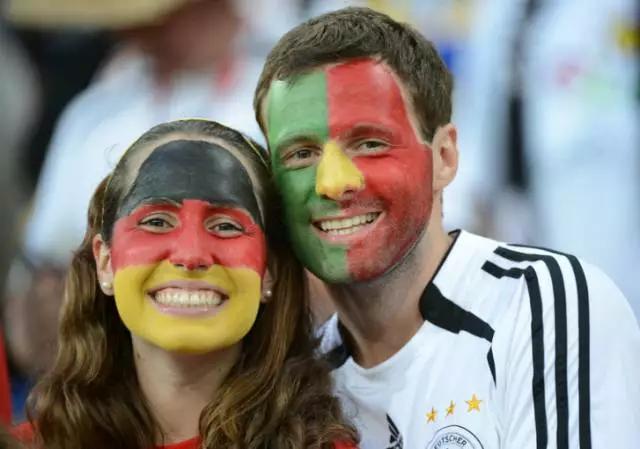 千万别和女友一起看欧洲杯,与女友一起讨论欧洲杯