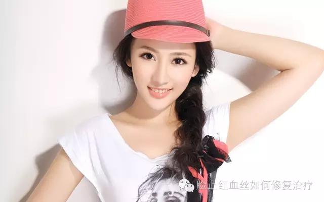 脸上有红血丝怎么治疗最有效,脸上有红的血丝擦什么