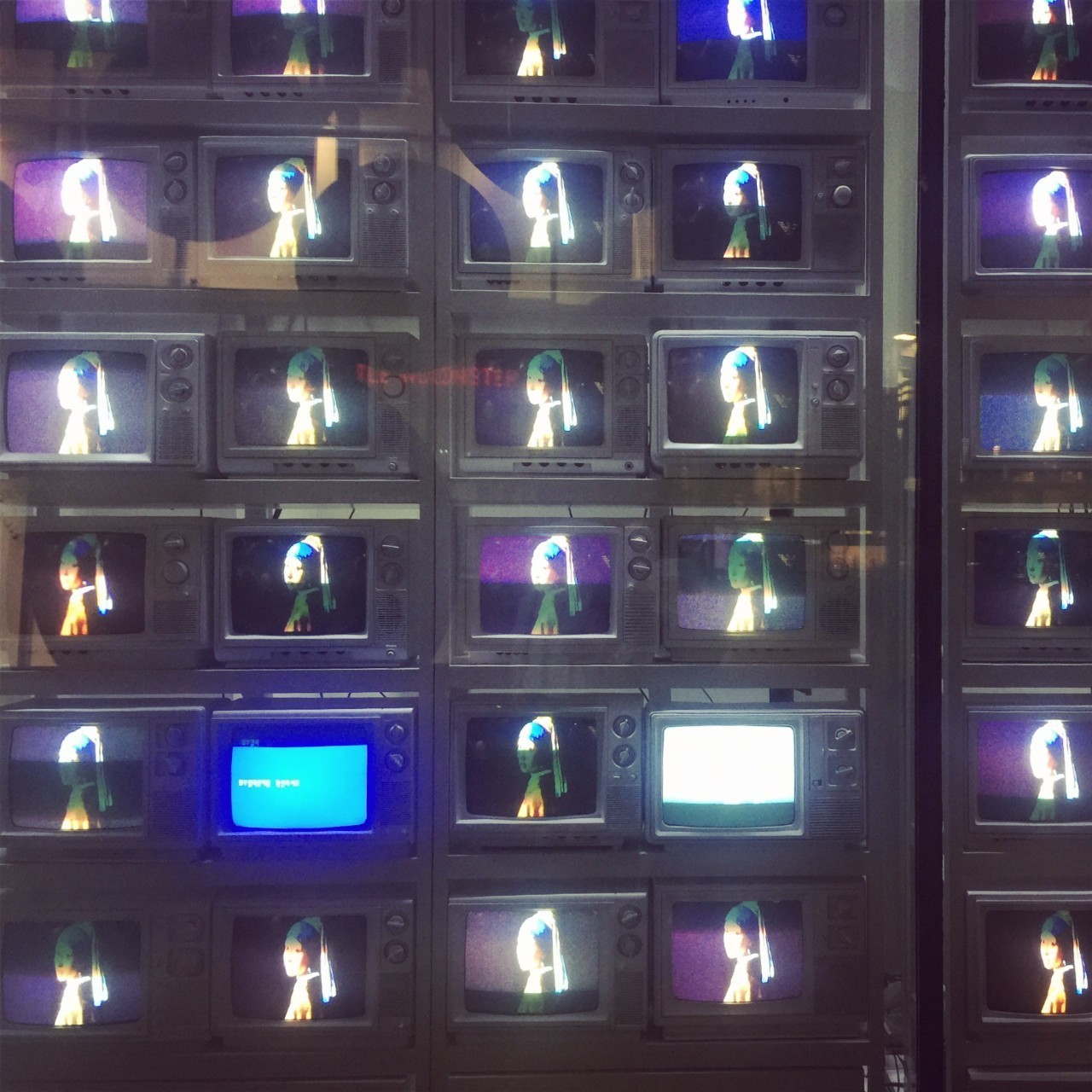 为什么不能买便宜的墨镜,一般墨镜买多少钱的就够了