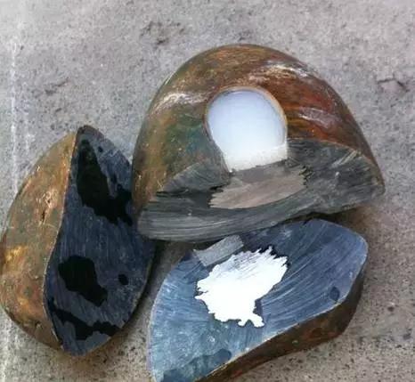 和田玉竟被俄罗斯人铺地砖？！