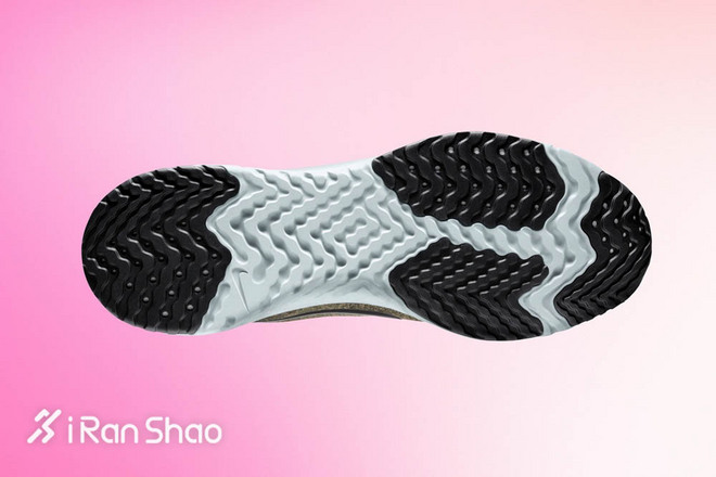 耐克亚瑟士联名跑鞋,一周运动新品春日跑鞋打响技术战