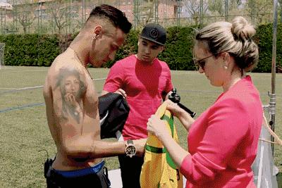 像内马尔一样的男生,内马尔撩妹用什么语言