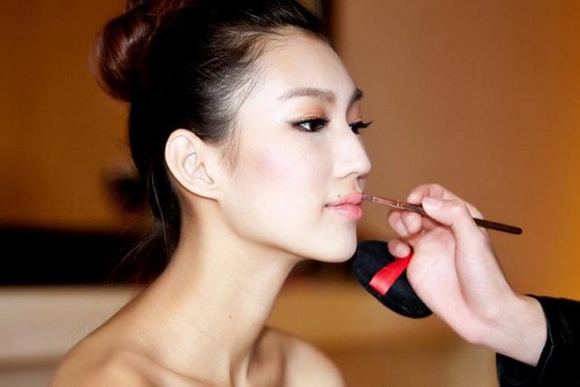 裸妆教程日常化妆无假睫毛,男生学化妆新手零基础教程裸妆