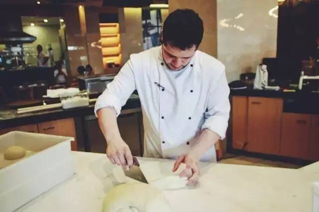 MixcTime丨如何花不到四十软妹币，在一家腔调西餐吃到