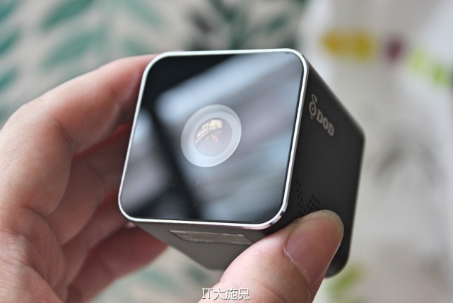 dod行车记录仪推荐测评,简单易操作行车记录仪