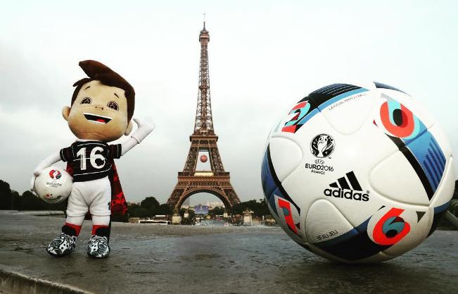 不看材质的奢侈品包包,欧洲杯精选卡包