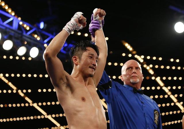 邹市明点评拳王阿里,邹市明传递正能量