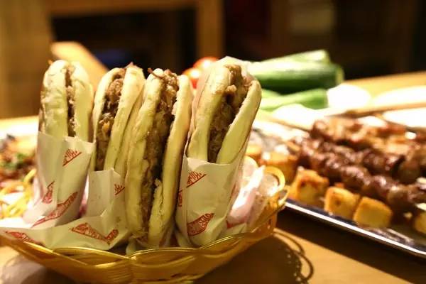 欧洲杯郑州酒馆,郑州喝啤酒看欧洲杯