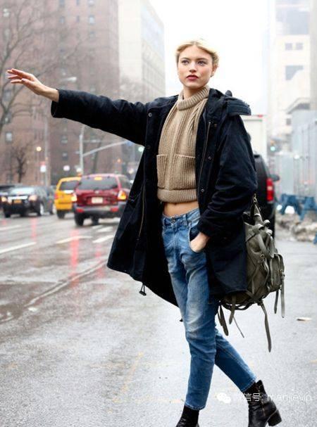 大毛领棉服外套搭配 (夹克棉服女外套带大毛领)