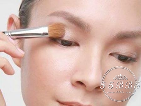 在彩妆学校到底能不能学到真本领,谈谈你对彩妆的理解与认识