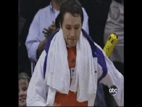 热爱篮球的人永远不会被篮球辜负,真正热爱篮球的人都是野球帝