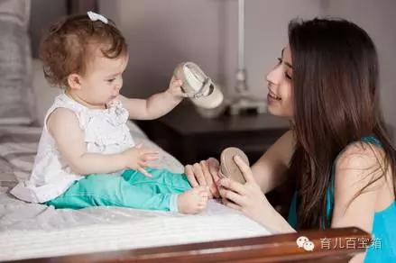 夏天给孩子买什么样的凉鞋,给宝宝买凉鞋要注意什么