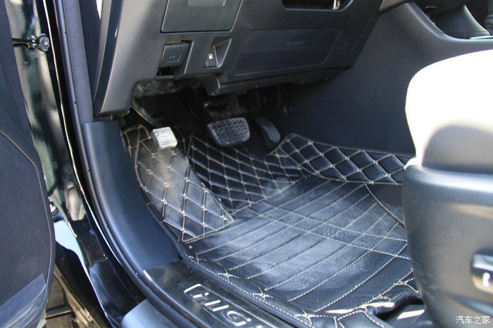 2015丰田汉兰达2.0t两驱精英型5座,2022款汉兰达2.0t的优缺点