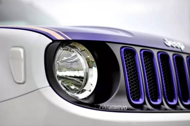 自由侠jeep试驾视频,jeep自由侠试驾第一人称