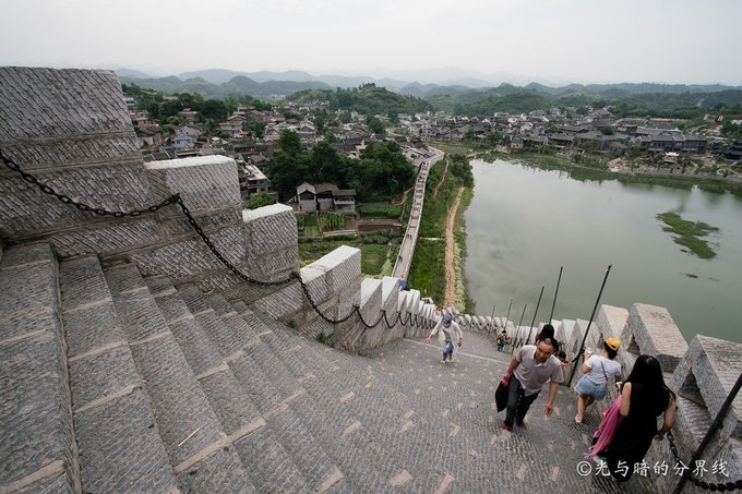 黄果树西江小七孔兴义青岩,西江苗寨黄果树青岩古镇位置