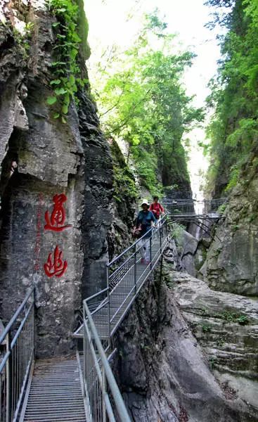 写大峡谷美景的作文,写太行山景色的诗句