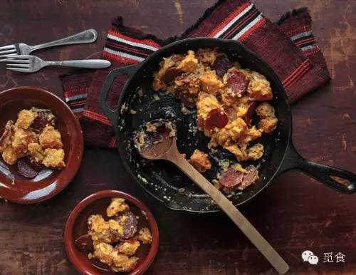 鸡蛋上餐桌需要处理吗,鸡蛋型餐桌