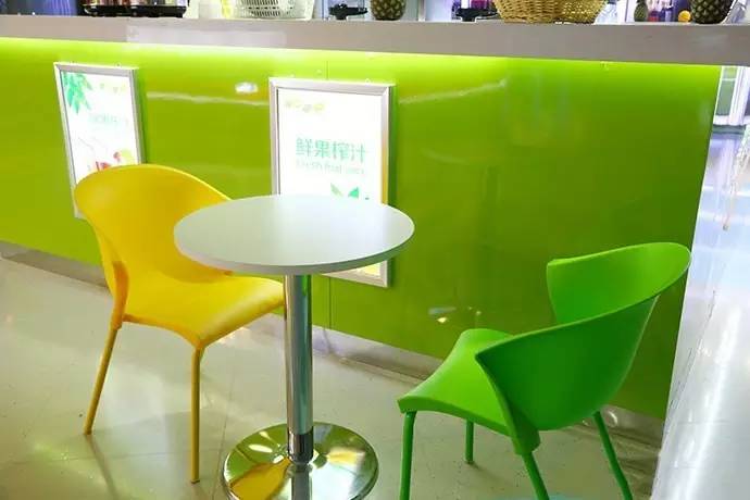 健康果汁喝起来冰爽一夏,鲜榨果汁营养会流失吗