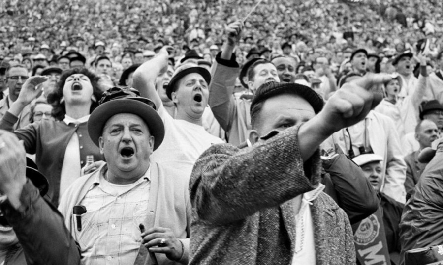 俄罗斯和英国足球,俄罗斯暴打英国足球流氓