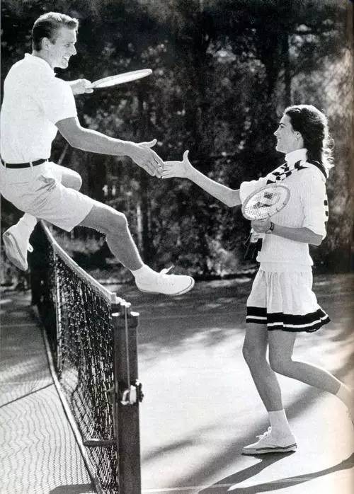 年轻人穿polo衫显老吗 (polo衫有什么穿得比较舒适的)