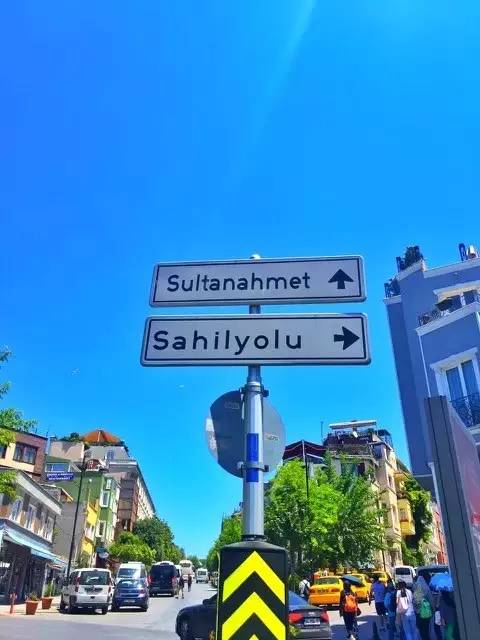 路牌带我抵达这里，而不是谷歌、百度、高德地图｜群分享