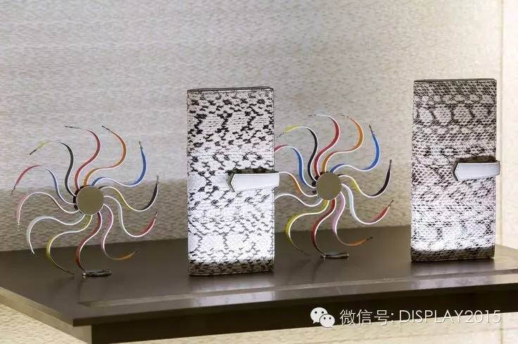 FENDI橱窗||春风十里不如你