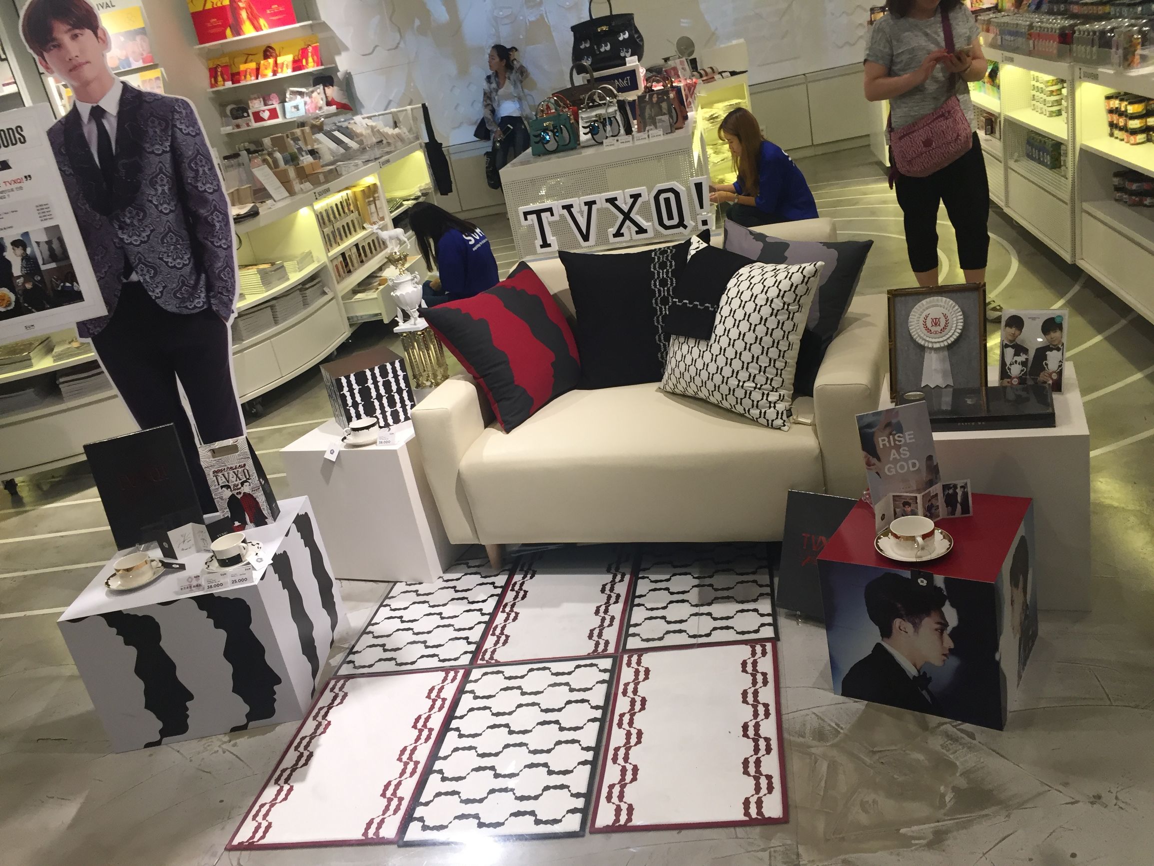 韩国顶级富人区,韩国有钱有势的明星