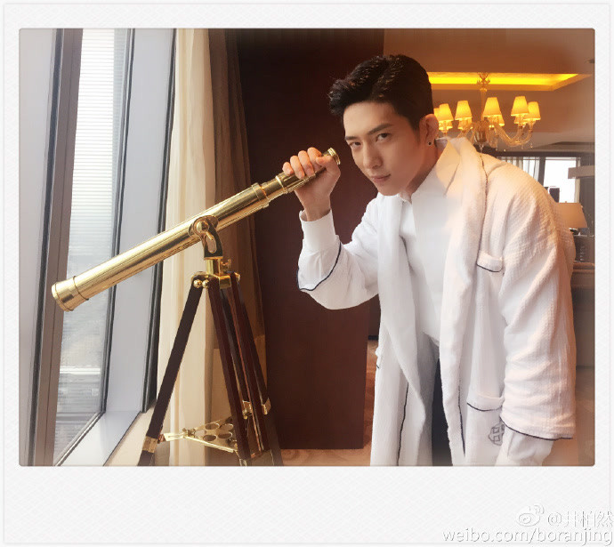 井柏然男装周放大招这美少女战士同款刘海可不是闹的