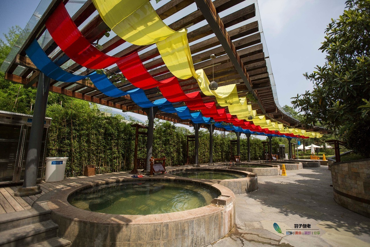 水世界冰雪嘉年华,水狂欢水世界多少钱