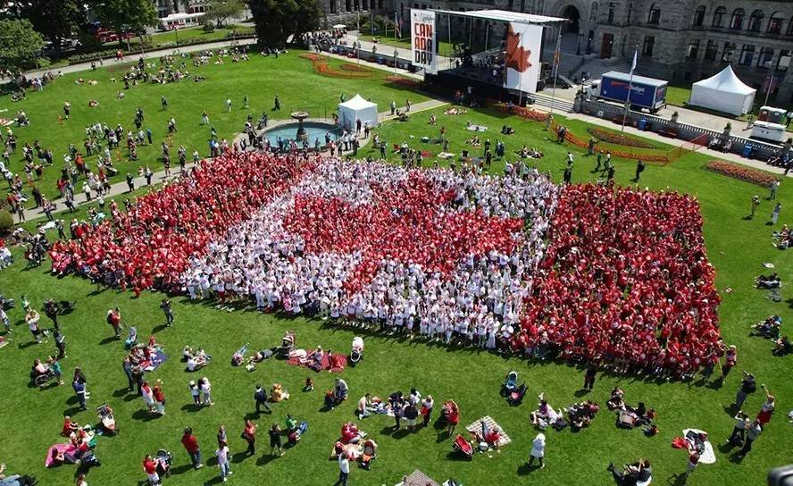 加拿大国庆日特鲁多,canada加拿大国庆日