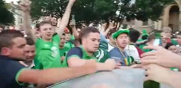 爱尔兰球迷反应,爱尔兰球迷感动世界