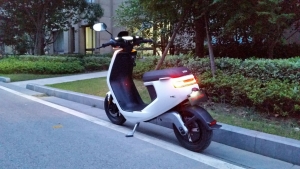 小牛电动m1是电动摩托车吗,小牛m1都市版用的小牛电机