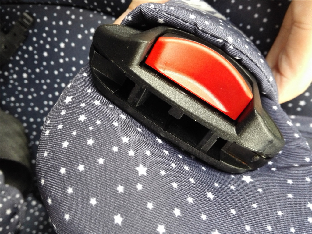 儿童安全座椅安装视频,儿童安全座椅装哪个位置