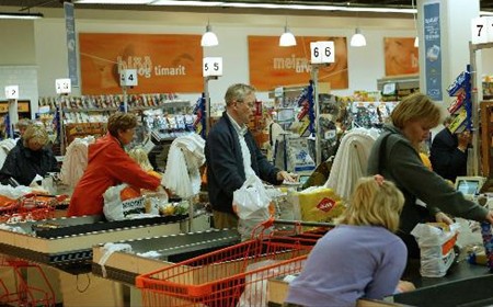 冰岛爆冷淘汰英格兰,足球冰岛对英格兰