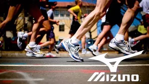 还有谁？！让你轻松拥有比球星更酷的战靴｜发现定制