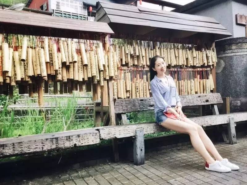 不用p图还好看的拍照方法,腿又短又粗的拍照姿势