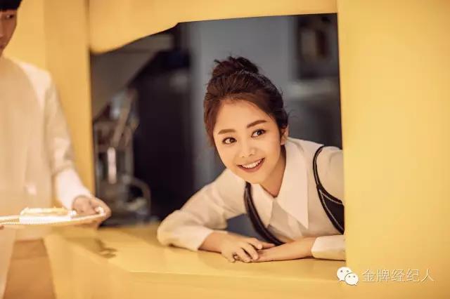 谭松韵耿耿可爱混剪,谭松韵最好的我们耿耿