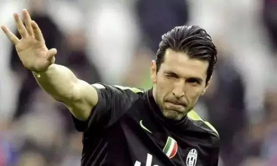 c罗再次遇到水爷,c罗下次世界杯还踢球么