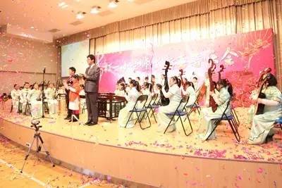 公办vs民办,民办打一公办打一