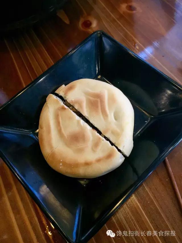 我发现了一家贼盖贼盖的串串他家的冒菜堪称神品！